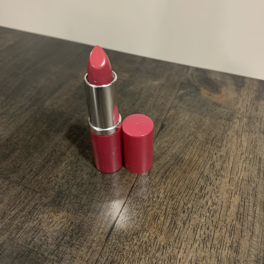 clinique lipstick plum pop